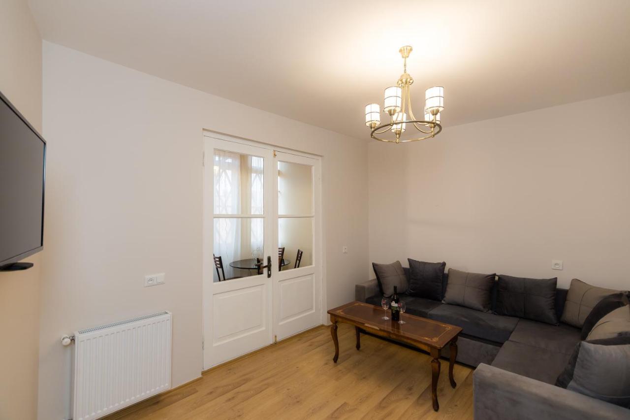 M & L Old Tbilisi Apartman Kültér fotó